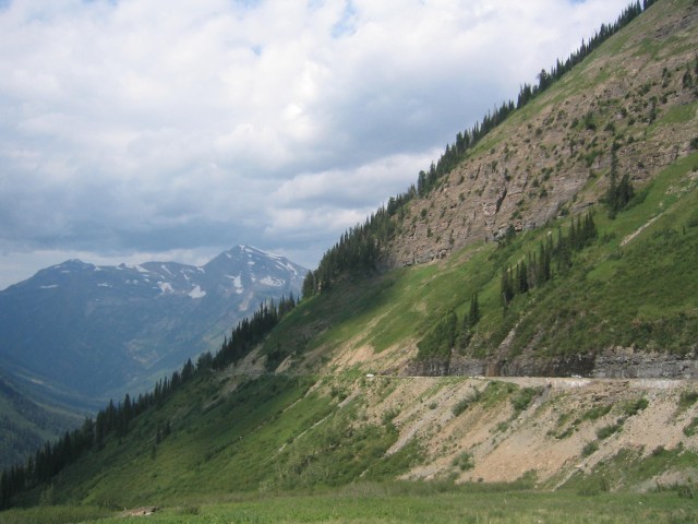 Road to Logan Pass